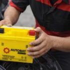 Tips Merawat Aki Mobil Agar Lebih Awet